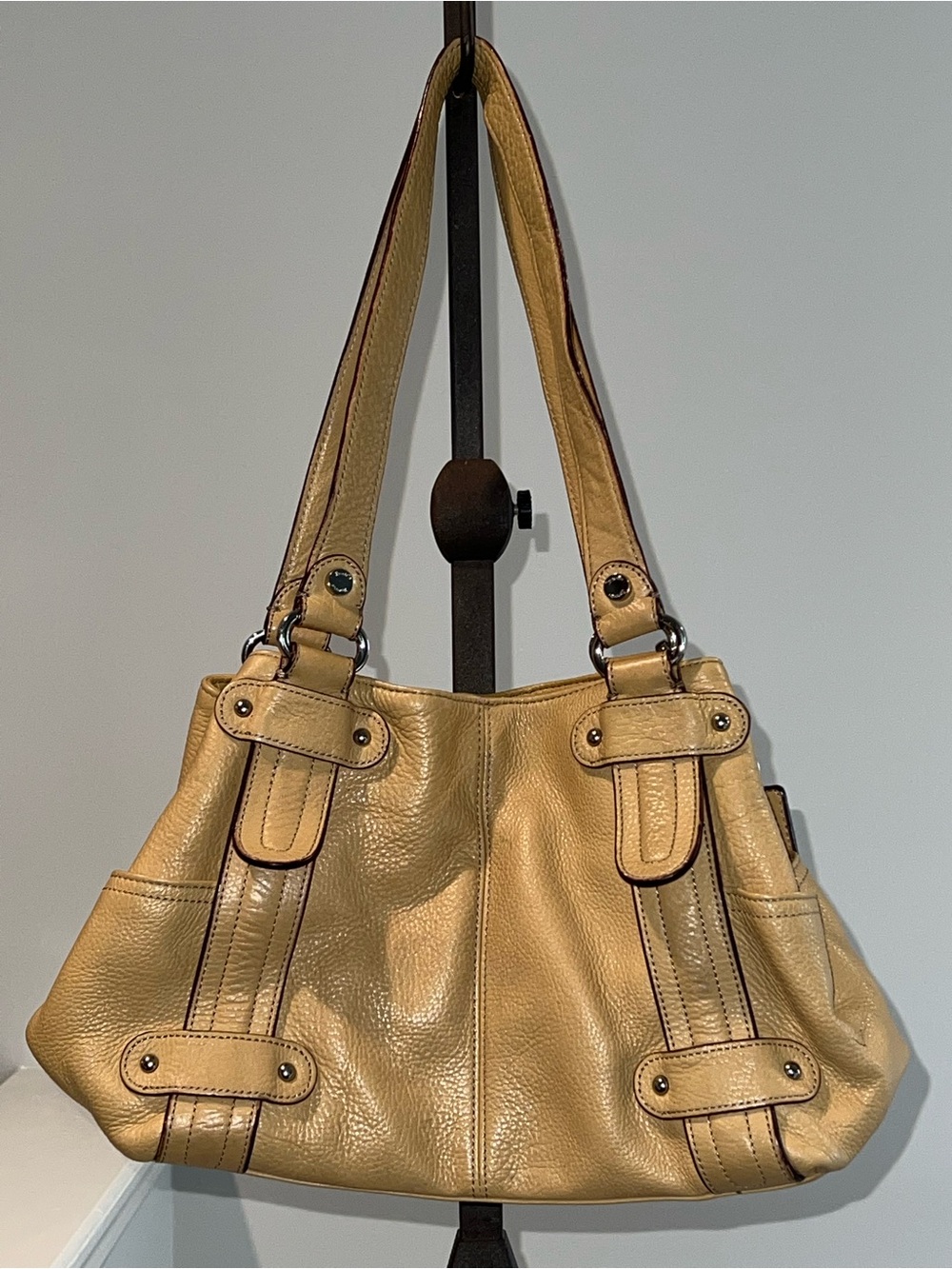 Tignanello Genuine Leather Shoulder Tote – Beige - Picture 5 of 11